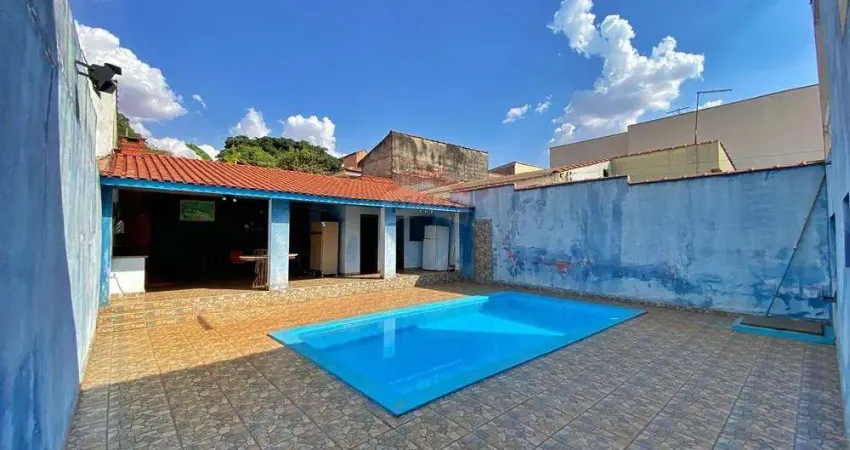 Casa assobradada à venda com 396m², 3 quartos sendo 1 suíte no bairro jardim irajá