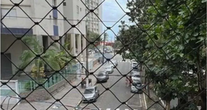 Apartamento a venda, com 3 suítes, totalmente reformado e mobiliado, na praia pitangueiras no guarujá