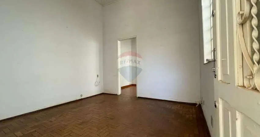 Vende-se casa comercial com 3 quartos, 2 salas, na rua são josé- centro de ribeirão preto