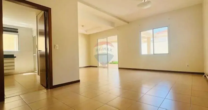 Vendo casa com 3 quartos, 243m² em condomínio fechado - recreio das acácias