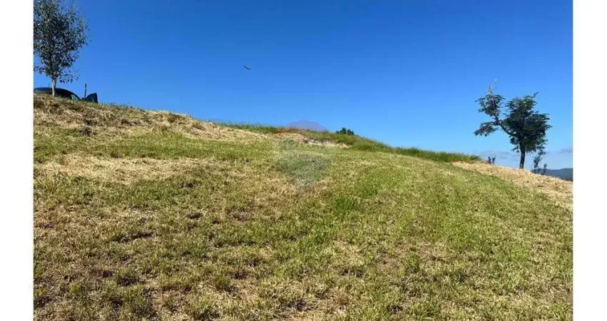 Terreno a Venda em Condomínio - Bom Jesus dos Perdões