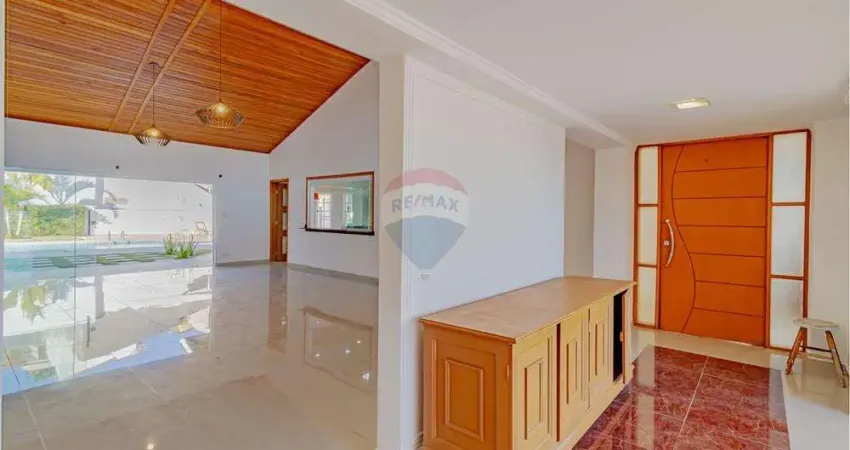 Casa térrea a venda em atibaia - sp -no bairro jardim paulista com um apartamento anexo.
