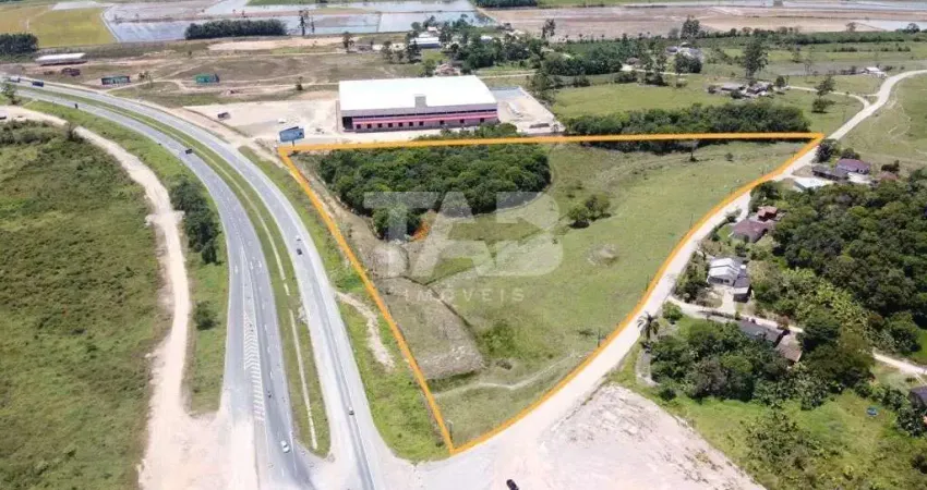Terreno bem localizado para venda na Rodovia Ingo Hering