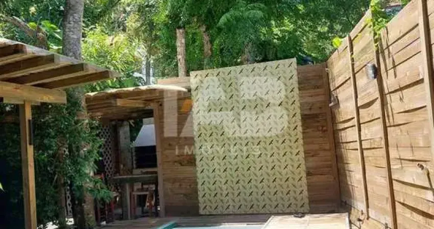 Flat com 2 quartos à venda na Rua Durval Pires da Cunha, 282, Sambaqui, Florianópolis