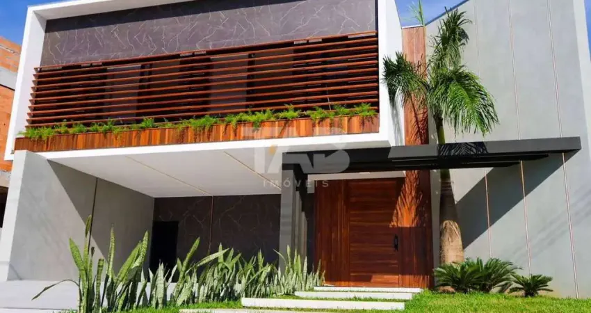Casa de alto padrão no condomínio Caledônia à venda