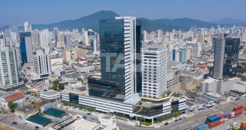Sala comercial à venda na Rua Samuel Heusi, 149, Centro, Itajaí