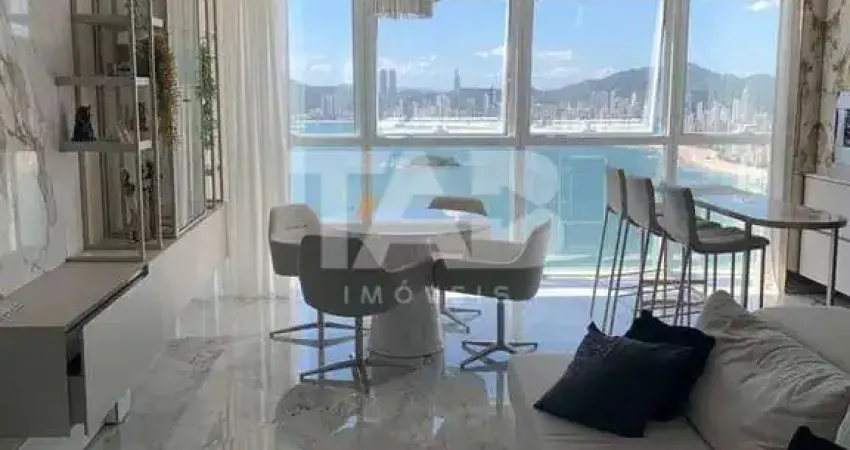 Apartamento à Venda no Ed. Infinity Coast