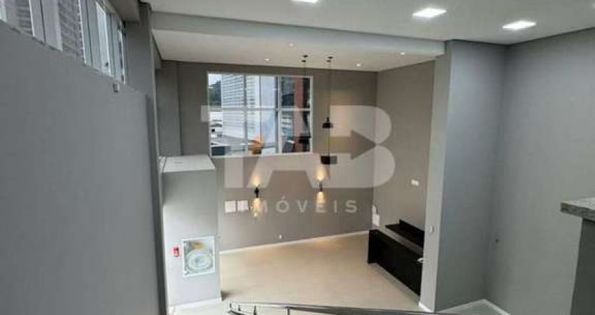 Sala comercial com 200m² para locação | Praia Brava