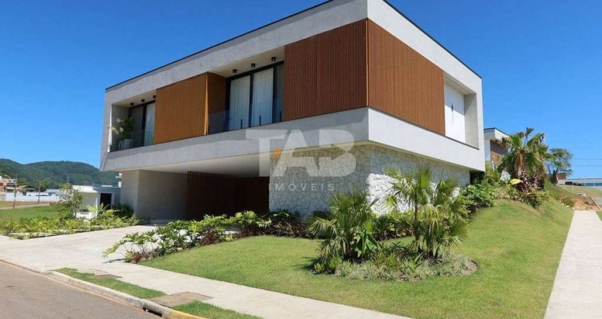 Condomínio Caledônia | Casa com 5 suítes à venda