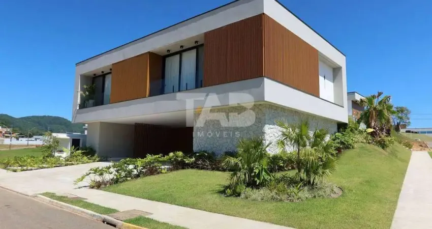 Casa com 5 quartos à venda na Rua José Francisco Bernardes, Areias, Camboriú