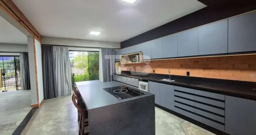 Casa a 100 metros do mar para locação | Praia Brava