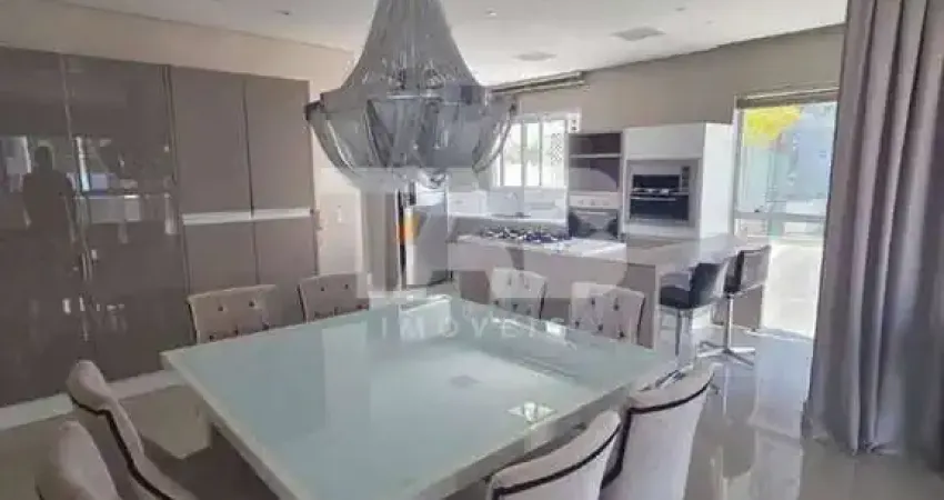 Apartamento com 3 quartos para alugar na Rua Miguel Matte, 442, Pioneiros, Balneário Camboriú