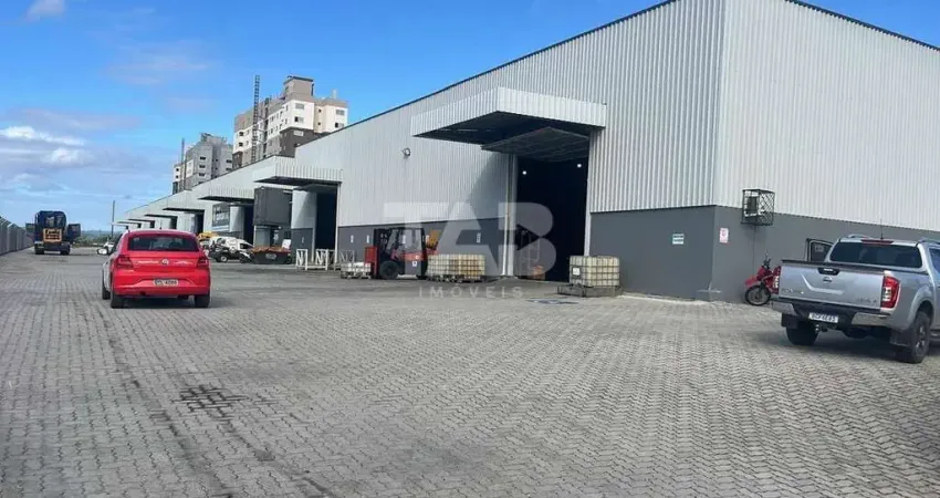 Casa comercial para alugar na Rua Rosa Orsi Dalçóquio, 930, Cordeiros, Itajaí