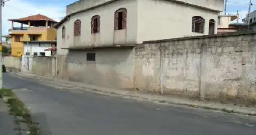 Casa com 3 quartos à venda na Rua Dona Conceição Martins, 492, Maria Helena, Belo Horizonte