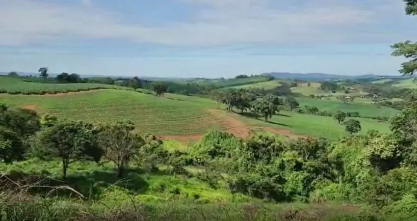 Fazenda / Sítios / Chácaras com 3 quartos à venda em Campanha