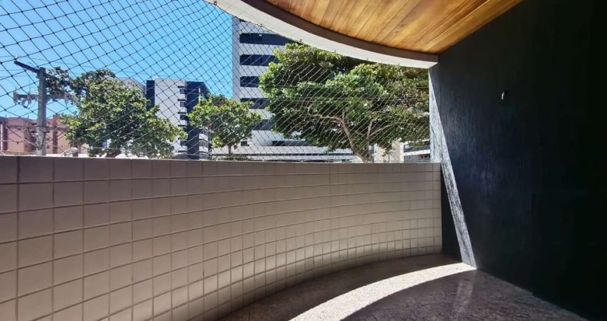Apartamento com 3 quartos à venda em Maceió