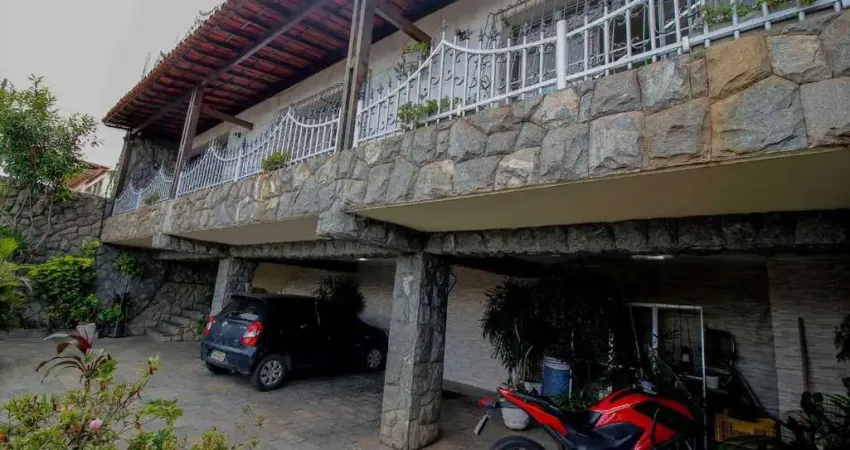 Casa com 5 quartos à venda em Belo Horizonte