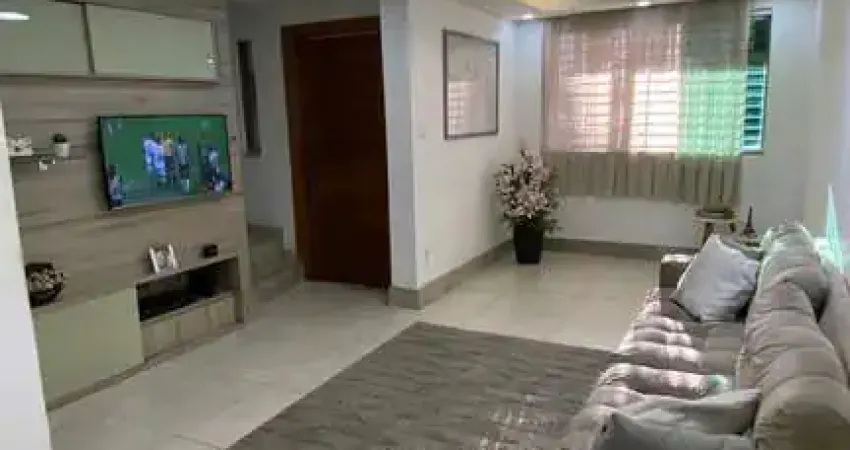 Casa Geminada com 4 quartos à venda em Belo Horizonte