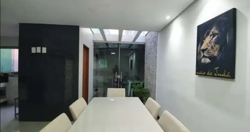 Casa com 3 quartos à venda em Contagem