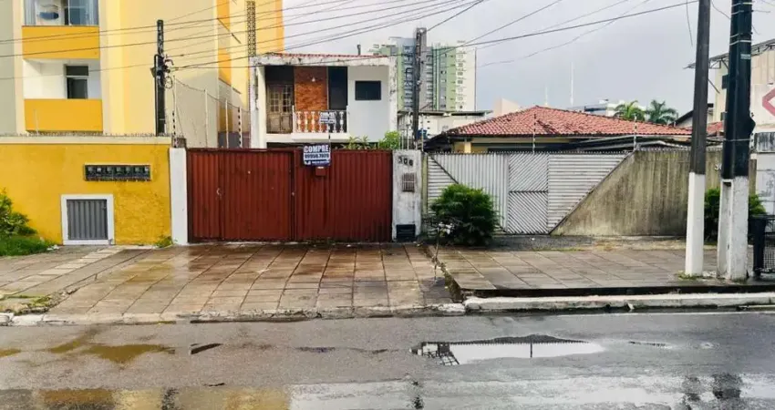 Casa com 3 quartos à venda na Avenida Santa Rita de Cássia, 308, Farol, Maceió