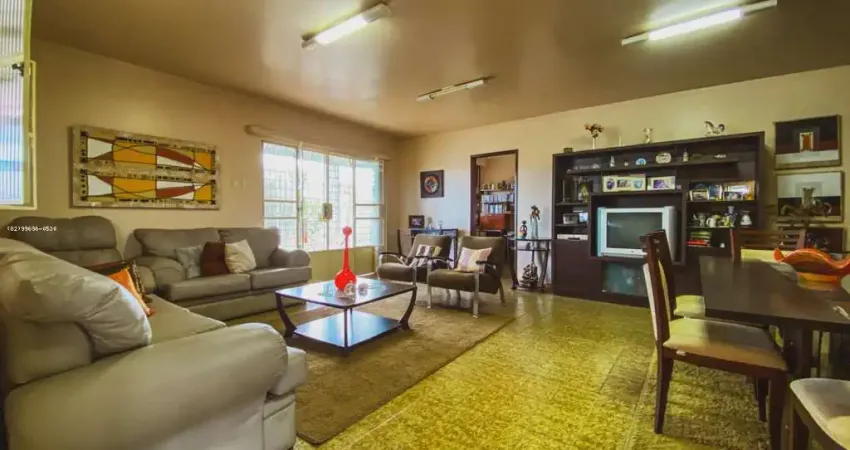 Casa com 3 quartos à venda na Avenida Desembargador Barreto Cardoso, 501, Gruta de Lourdes, Maceió
