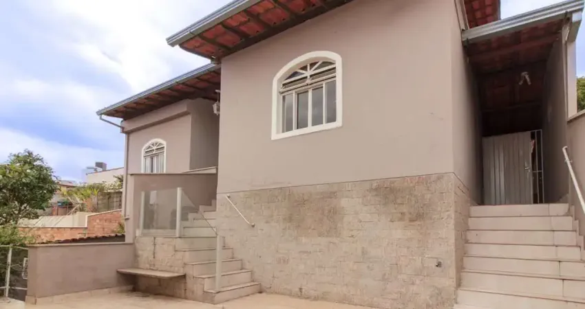 Casa com 5 quartos à venda na Rua Artur de Sá, 2146, União, Belo Horizonte