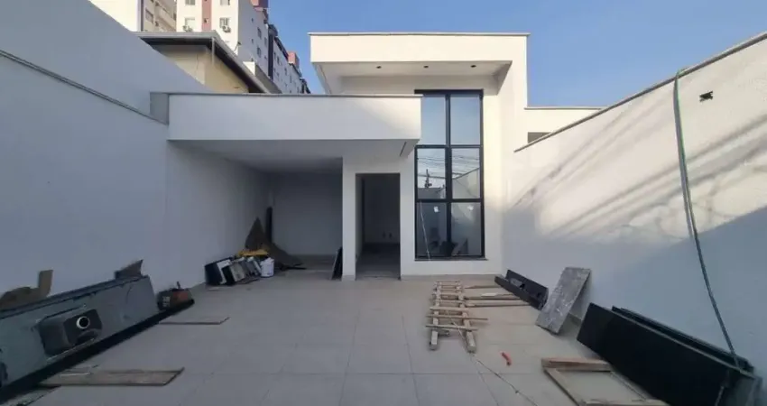 Casa com 2 quartos à venda na Rua Vereador Gonçalo Braz de Mattos, 661, Europa, Contagem