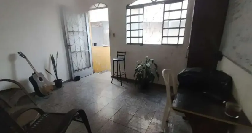 Casa com 2 quartos à venda na Rua Ivete Aparecida Brant de Matos Reis, 510, Belo Vale, Santa Luzia