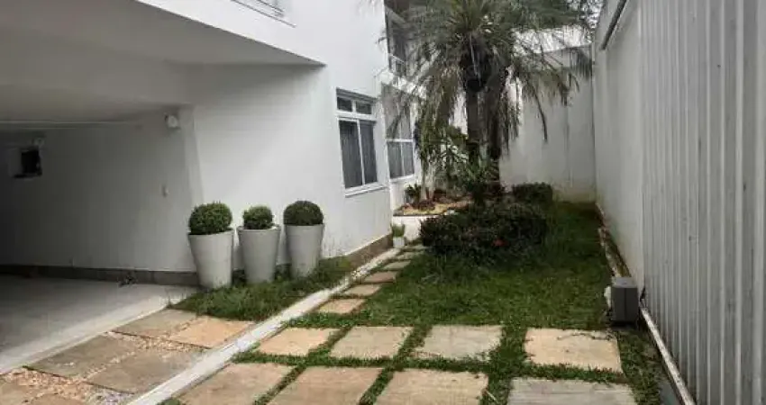 Casa com 4 quartos à venda na Avenida Cruzeiro do Sul, 793, Jardim Riacho das Pedras, Contagem