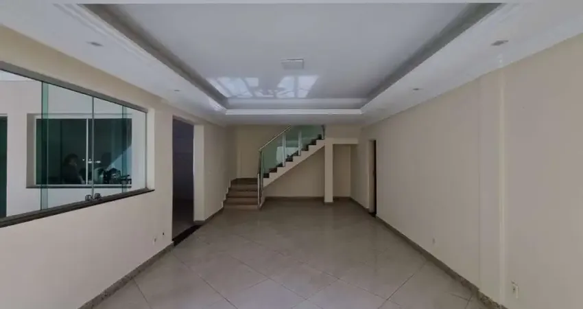 Casa com 3 quartos para alugar na Rua Rio Solimões, 573, Parque Riacho das Pedras, Contagem