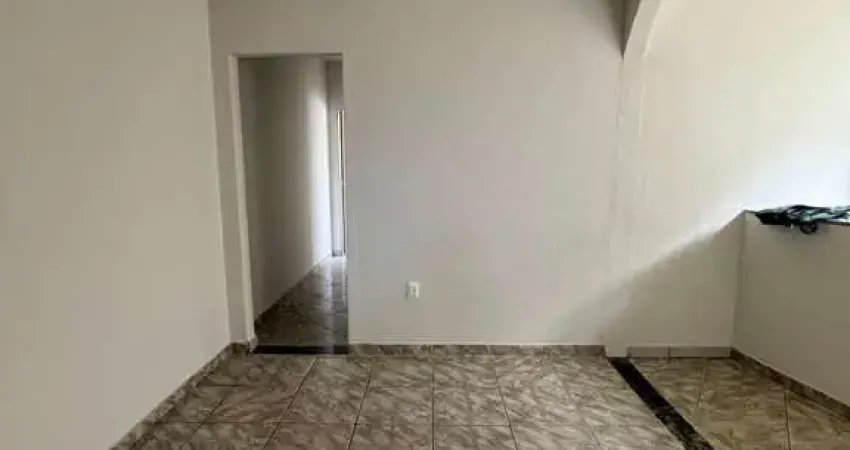 Casa com 2 quartos para alugar na Rua Paulino Caetano Mendes, 550, Céu Azul, Belo Horizonte