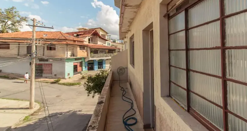 Casa com 2 quartos à venda na Rua Carapebus, 137, São Gotardo, Contagem