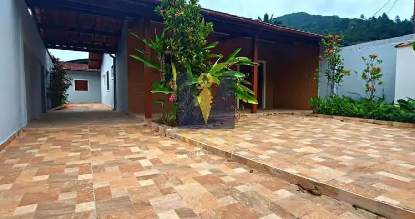 Casa à venda no bairro Pereque Mirim - Ubatuba/SP