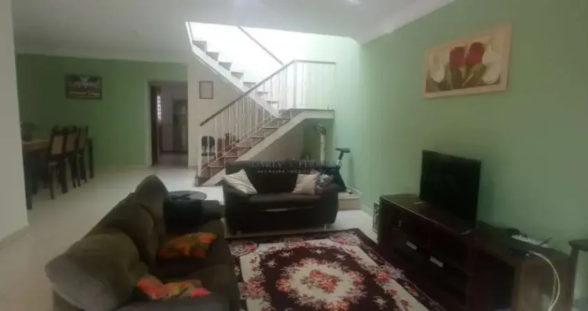 Imperdível oportunidade: Casa à venda no Jardim Sevilha, Indaiatuba-SP, 4 quartos, 1 suíte, 2 salas, 3 banheiros, 2 vagas, 260m²!