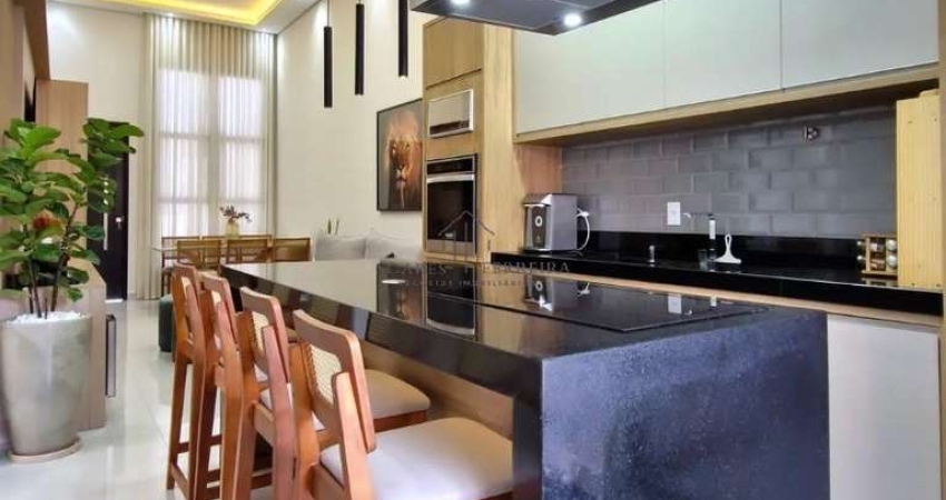 Imperdível: Casa em Condomínio à Venda em Indaiatuba-SP, Jardins do Império! 2 quartos, 1 suíte, 2 salas, 3 banheiros, 2 vagas, 110m².