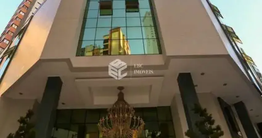 Descubra o Alto Padrão do Edifício Monte Bianco: Seu Refúgio na Quadra Mar!
