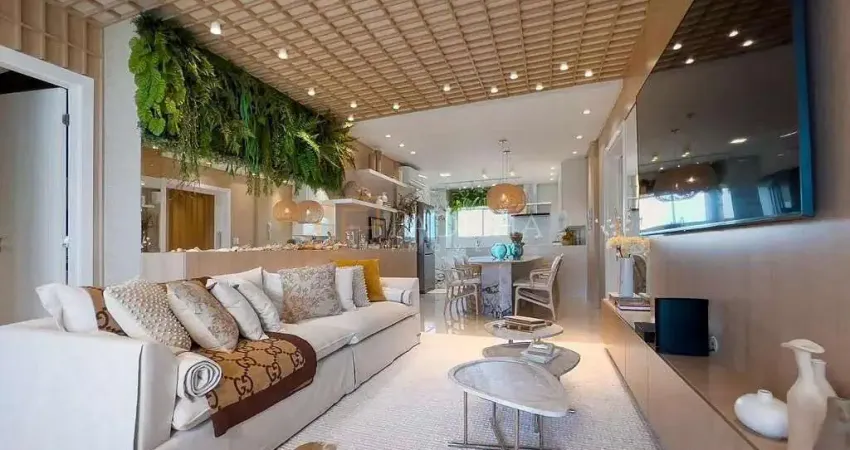 Quadra do mar, barra sul, alto padrão , finamente mobiliado.