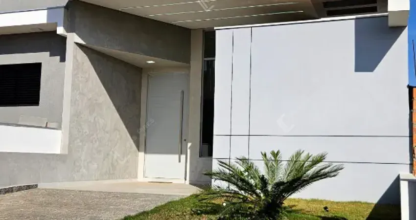 Casa com 3 quartos e suíte no condomínio horto florestal villagio