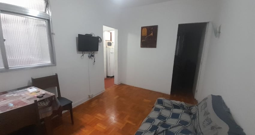 Apartamento 1 dormitório a poucos metros da praia em São Vicente