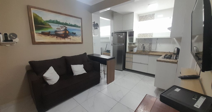 Lindo apartamento 2 dormitórios com suíte na av da praia