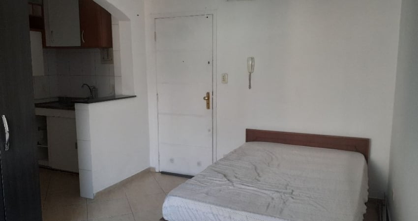 Ótimo apartamento 1 dormitório na avenida da praia