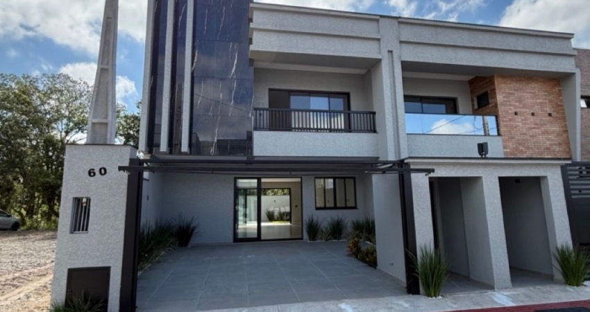 LINDO SOBRADO COM PISCINA NO LOTEAMENTO JARDIM ESMERALDA BAIRRO AREIAS EM CAMBORIÚ