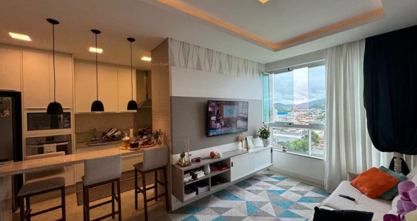 APARTAMENTO MOBILIADO E DECORADO PRÓXIMO AO CENTRO DE CAMBORIÚ COM LAZER COMPLETO