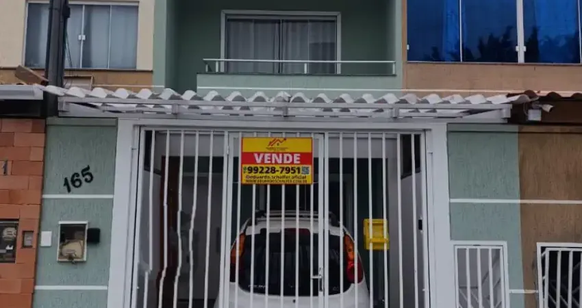 Sobrado 2 dormitórios, ótima localização. centro de camboriú