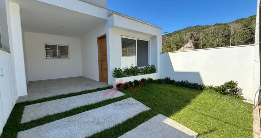 Linda casa térrea 3 dormitórios , nova e pronta para morar em camboriu