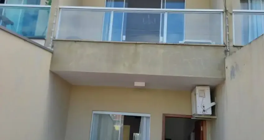 Casa com 2 quartos à venda na Rua Rio de Janeiro, 125, Areias, Camboriú