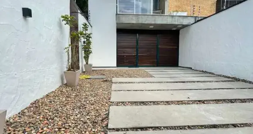 Casa com 3 quartos à venda no Centro, Balneário Piçarras 
