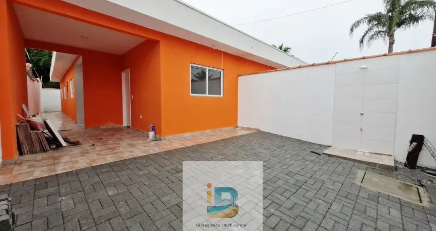 Casa térrea, nova com 3 quartos , sendo 1 suite, 2 banheiros , 3 vagas de garagem em bertioga