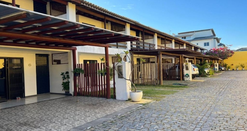 CASA DUPLEX 4 QUARTOS EM CONDOMINIO FECHADO