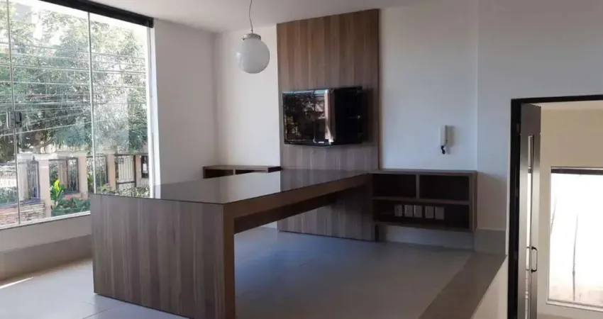Casa para Venda em Uberlândia, Fundinho, 3 dormitórios, 1 suíte, 5 banheiros, 2 vagas
